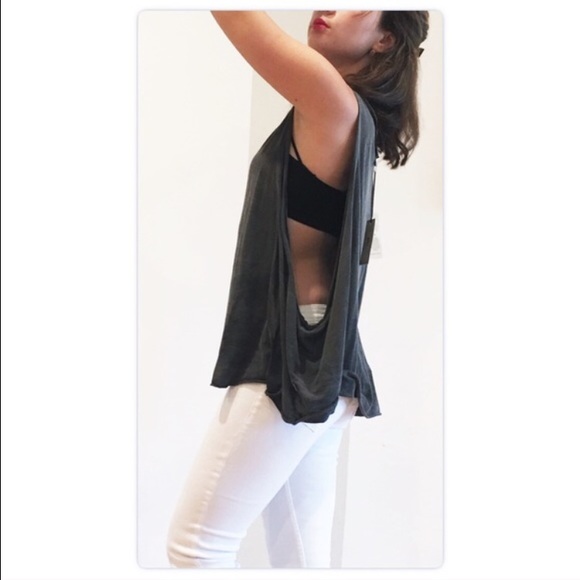 Closing 2day! NYTT | NWT Unique Dyeing Muscle Tee