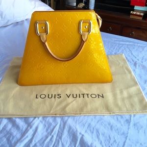 Louis Vuitton Forsyth Vernis  leather yellow Tote
