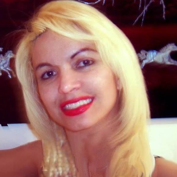 Meet your Posher, Jeisa