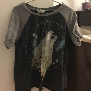 Graphic tee