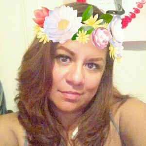 Meet your Posher, Maria noemi