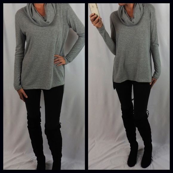 SALE‼️1 LEFT‼️Hi-Low Cowl Neck Sweater - Picture 4 of 4