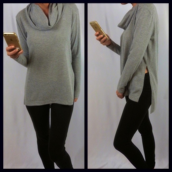 SALE‼️1 LEFT‼️Hi-Low Cowl Neck Sweater - Picture 2 of 4