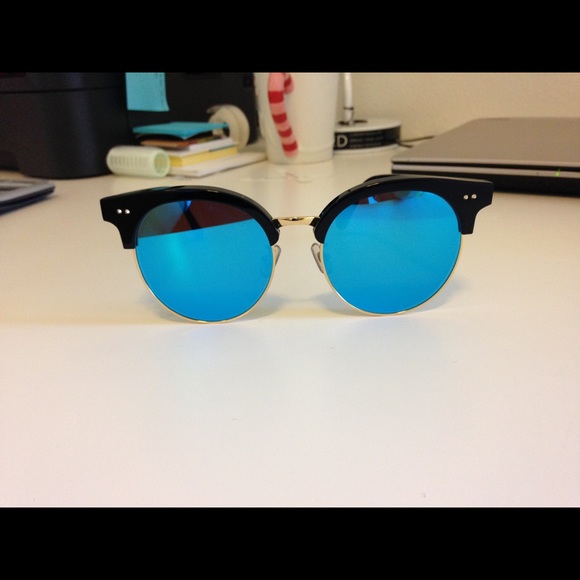 Gentle Monster Moon Cut Blue Mirror