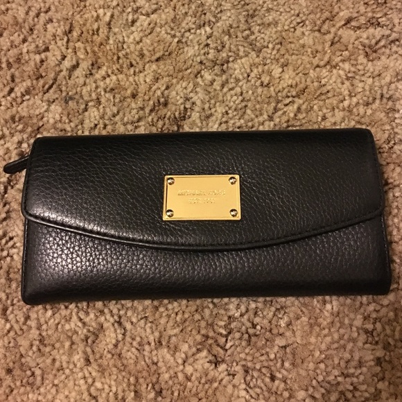 Michael Kors black long wallet