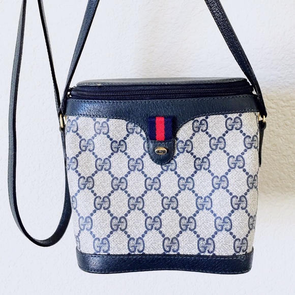 Gucci Handbags - Vintage Gucci Crossbody