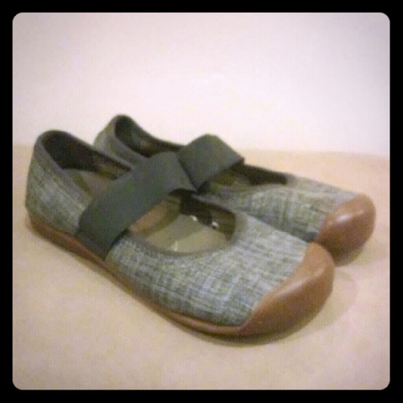 Keen Sienna Mary Jane Shoes