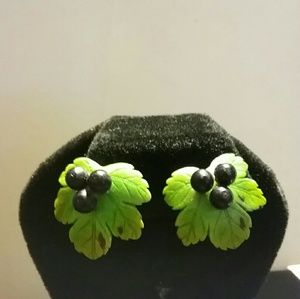 Vintage    Grape  leaves  Earrings