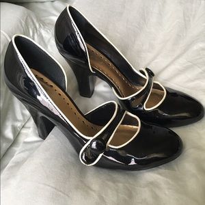 BCBG Mary Jane Patent Leather Heels/Pumps