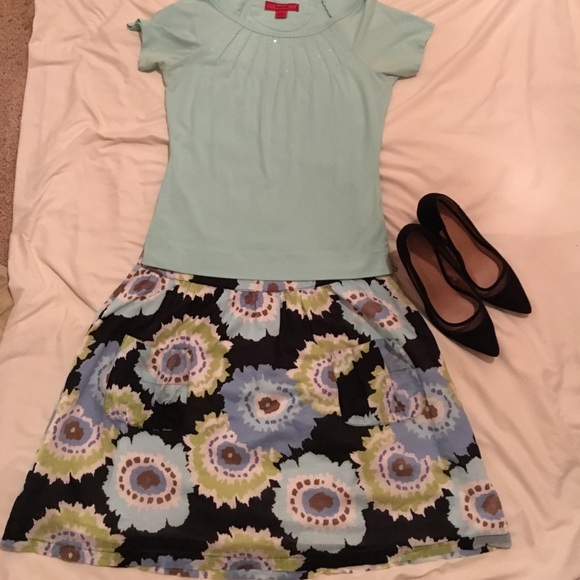 Madison Floral Skirt - Picture 1 of 3