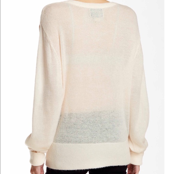 Sale✨NWT Wildfox Sweater - Picture 2 of 4