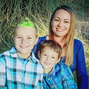 Meet your Posher, Janel