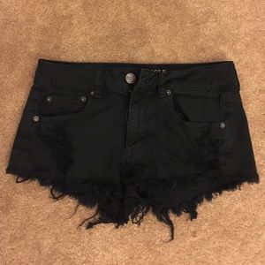 Distressed high waisted shorts