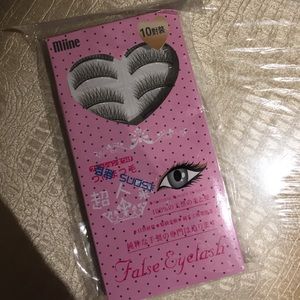 False lashes