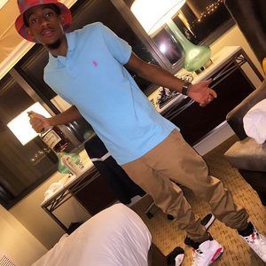 Meet your Posher, Cameron