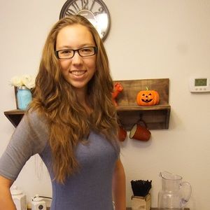 Meet your Posher, Amanda