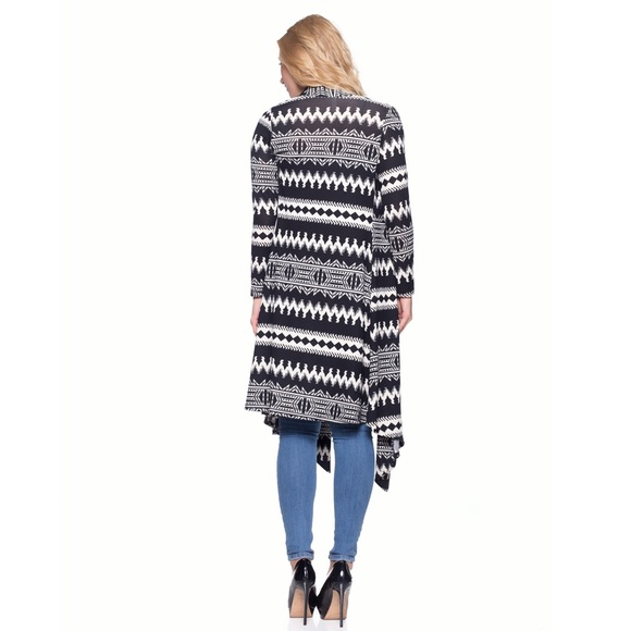 Black And White Aztec Print Cardigan Dusterโจ - Picture 2 of 4