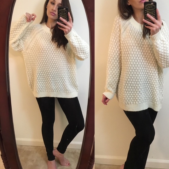 H&M Sweaters - H&M oversized knit sweater size medium