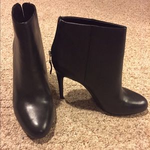 Brand new Sam Edelman Kourtney leather ankle boot.