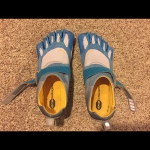 Vibram FiveFingers Bikila W346 Running Shoes