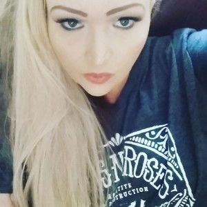 Meet your Posher, Sabrina