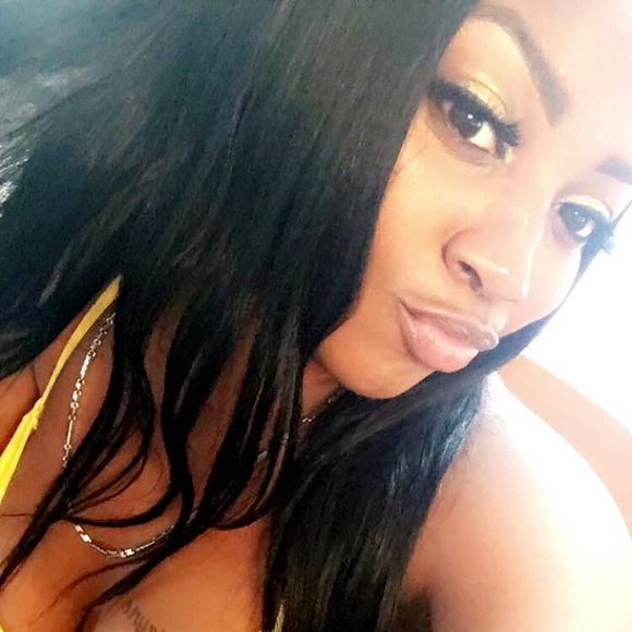 Meet your Posher, Tiana - Picture 1 of 1