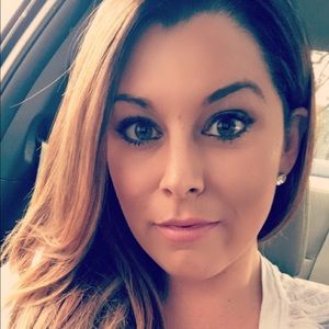 Meet your Posher, Ashlee