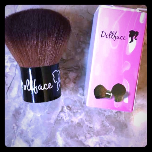 Sephora Other - 🆕Kabuki Pro Short brush - by Dollface, BNIB