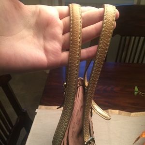 Additional photos - Michael Kors bucket bag