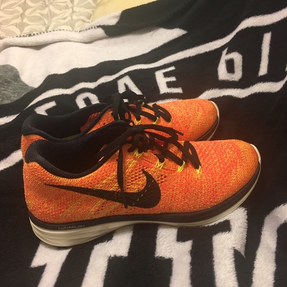 Nike fly nit lunar 3