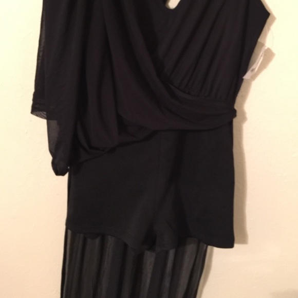 Black dress/romper - Picture 3 of 4