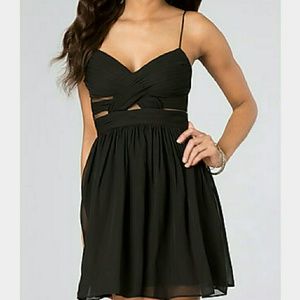 Cute black short dress..size 7/8