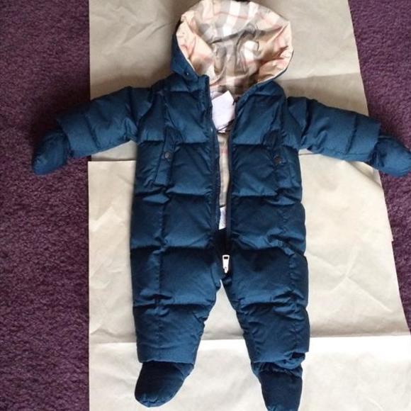 Burberry infant 3pcs snowsuit - Picture 1 of 1
