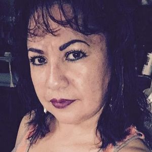 Meet your Posher, Yolanda