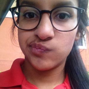 Meet your Posher, Ana