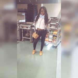 Meet your Posher, Adorablee