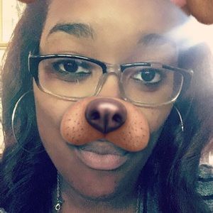 Meet your Posher, Alicia