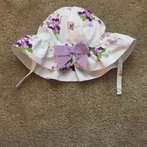 Gymboree sun hat (18-24 month)