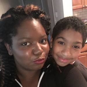 Meet your Posher, Lakesia