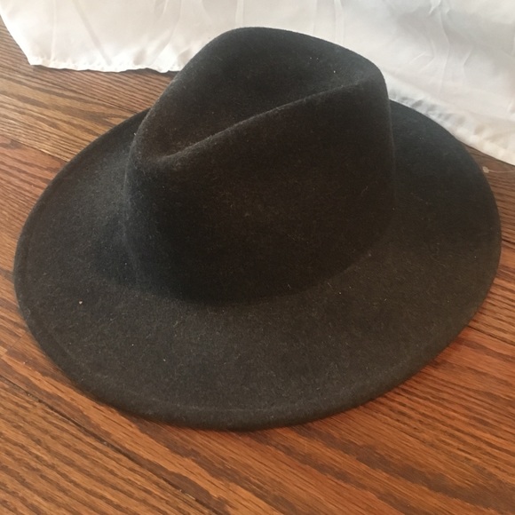 Authentic Rag and Bone Dakota Hat