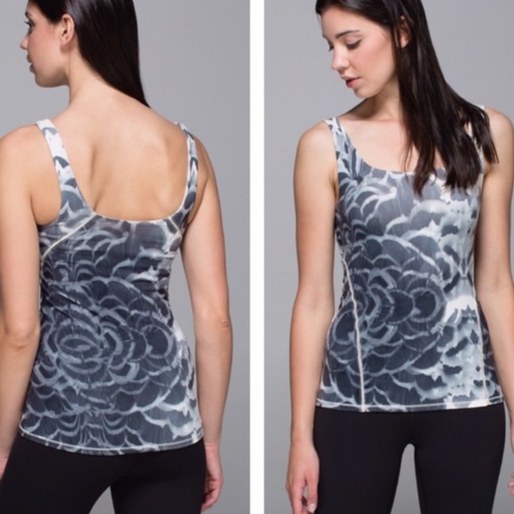 Lululemon Amala Tank, Size 4
