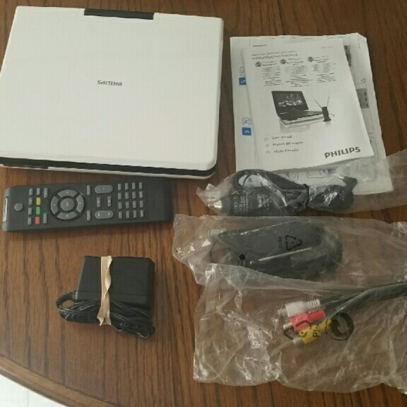 Portable dvd dtv playet - Picture 2 of 4