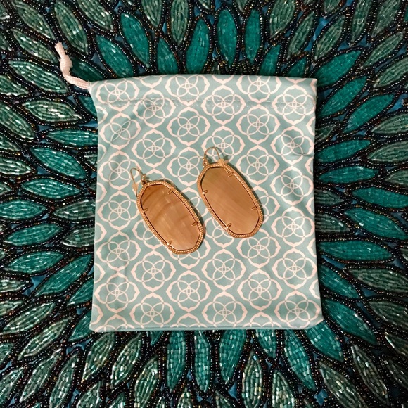 Kendra Scott Danielle Earrings