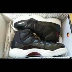 7210 retro 11s size 10