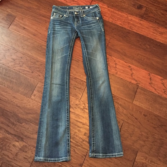 Like New! Miss me jeans Bootleg Sz 25