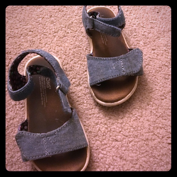 Toms sandals