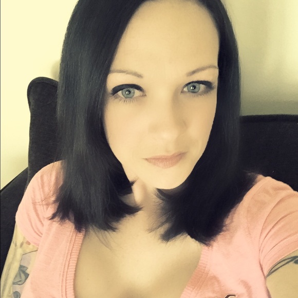 Meet your Posher, Dani - Picture 1 of 1