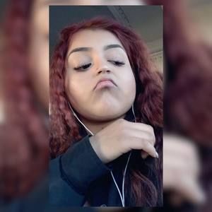 Meet your Posher, Anahi