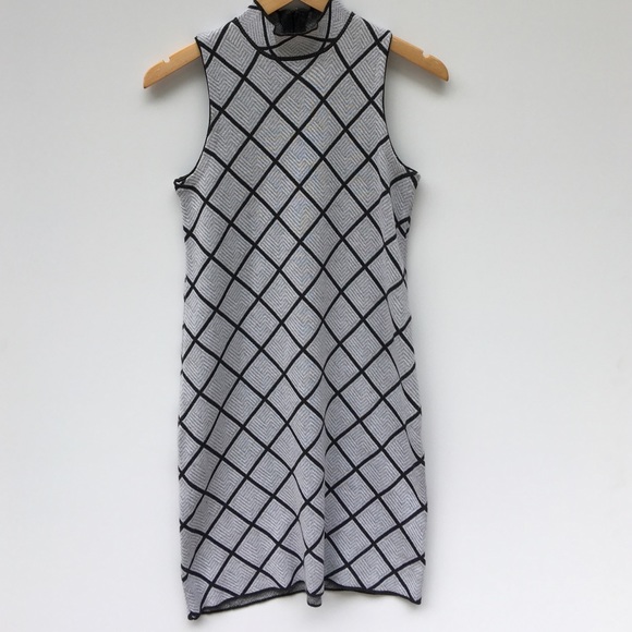 Sleeveless knit dress