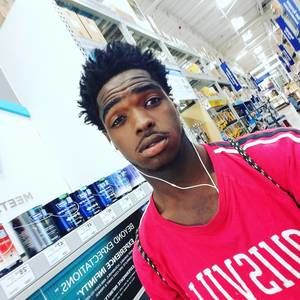 Meet your Posher, Devin